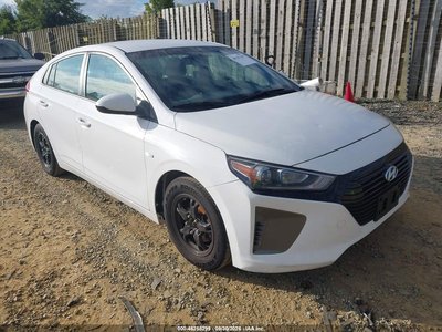 KMHC65LC7KU****** 2019 Hyundai Ioniq Hybrid