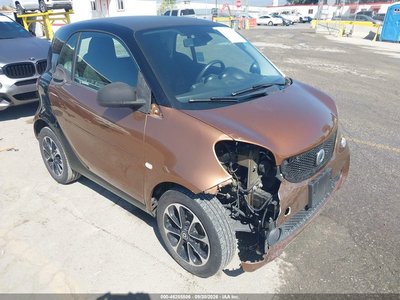 WMEFJ5DA1GK****** 2016 Smart Fortwo
