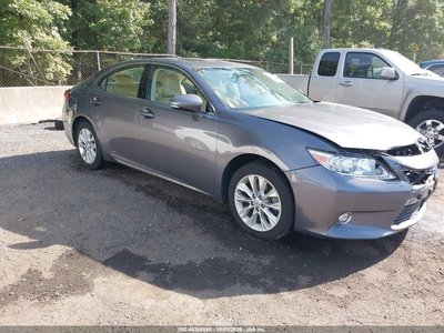 JTHBW1GG6E2****** 2014 Lexus ES 300h
