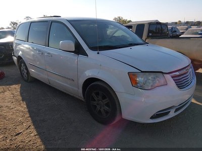 2C4RC1BG8DR****** 2013 Chrysler Town & Country