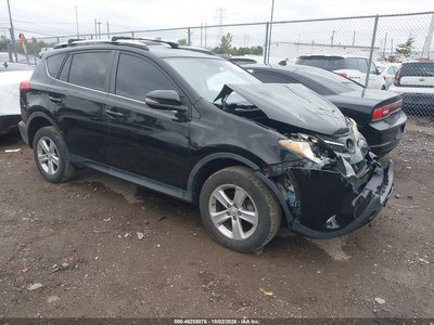 2T3RFREV7EW****** 2014 Toyota RAV4