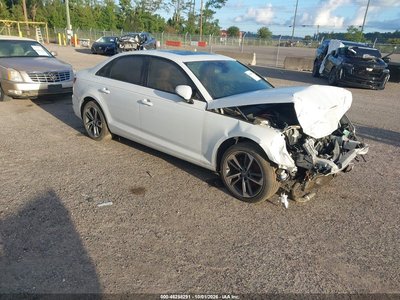 WAUGMAF47KA****** 2019 Audi A4