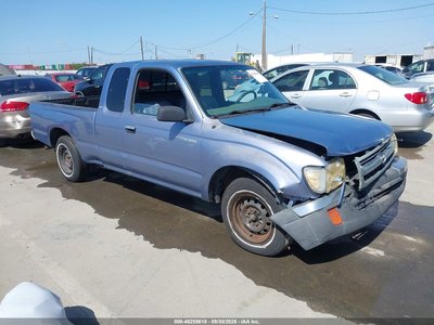 4TAVL52N6YZ****** 2000 Toyota Tacoma