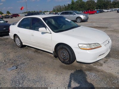 1HGCG5647YA****** 2000 Honda Accord