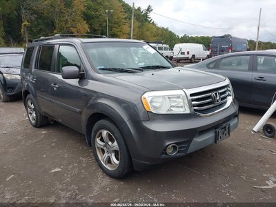5FNYF4H5XEB****** 2014 Honda Pilot