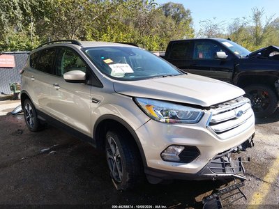 1FMCU0HDXJU****** 2018 Ford Escape