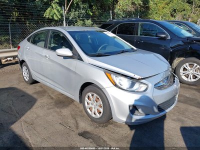 KMHCT4AE9EU****** 2014 Hyundai Accent