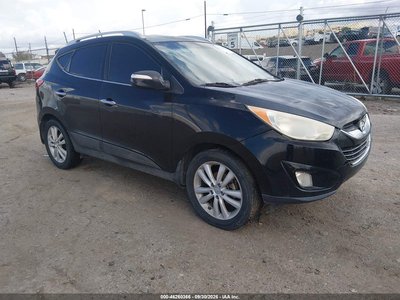 KM8JU3AC0AU****** 2010 Hyundai Tucson