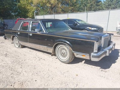1LNBP96F0EY****** 1984 Lincoln Town Car