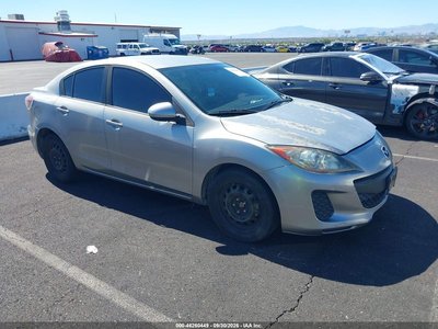JM1BL1TG5D1****** 2013 Mazda 3