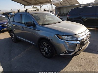 JA4AD2A37JZ****** 2018 Mitsubishi Outlander