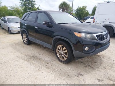 5XYKU4A29BG****** 2011 Kia Sorento
