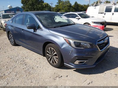 4S3BNAF68J3****** 2018 Subaru Legacy