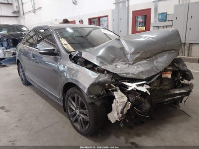 3VWL17AJ4JM****** 2018 Volkswagen Jetta