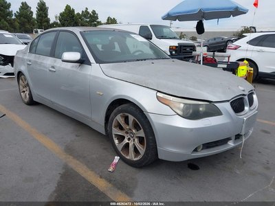 WBANB33555C****** 2005 BMW 545i