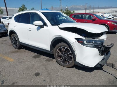 JM3KFBDM2N0****** 2022 Mazda CX-5