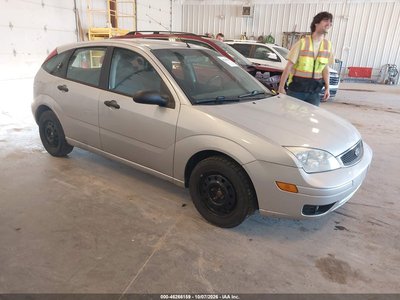 3FAFP37N85R****** 2005 Ford Focus