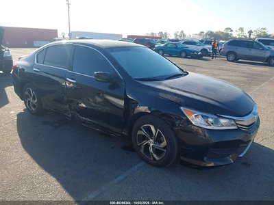1HGCR2F30GA****** 2016 Honda Accord