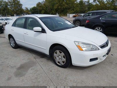 1HGCM56417A****** 2007 Honda Accord