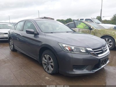 1HGCR2F33FA****** 2015 Honda Accord