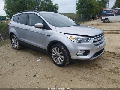 1FMCU9HDXKU****** 2019 Ford Escape