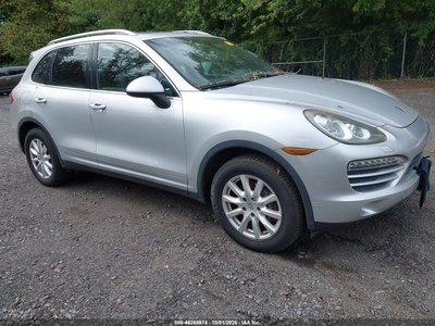 WP1AA2A24CL****** 2012 Porsche Cayenne