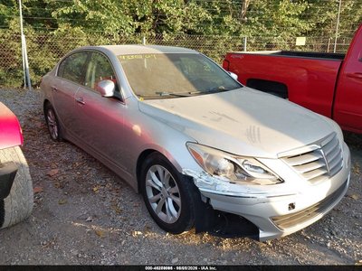KMHGC4DD0DU****** 2013 Hyundai Genesis