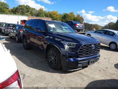 7SVAAABA0PX****** 2023 Toyota Sequoia