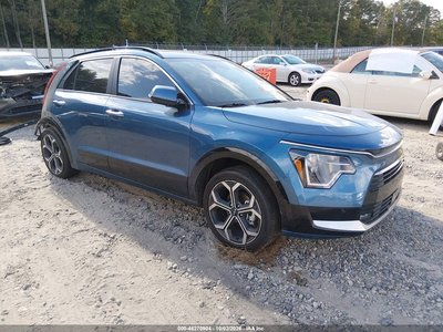 KNDCT3LE4P5****** 2023 Kia Niro