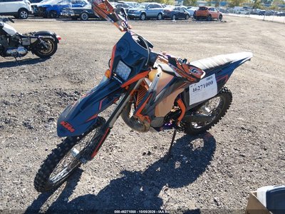2017 KTM 300
