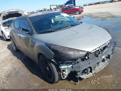 KMHTC6AE5FU****** 2015 Hyundai Veloster