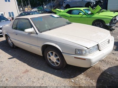 1G6ET12981B****** 2001 Cadillac Eldorado