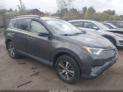 2T3RFREV3JW****** 2018 Toyota RAV4