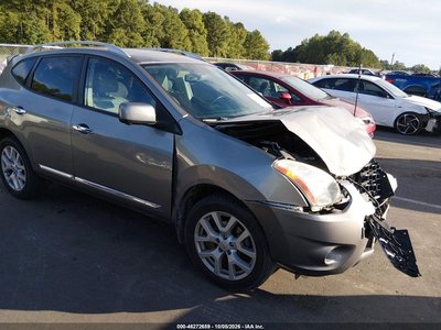 JN8AS5MV0DW****** 2013 Nissan Rogue