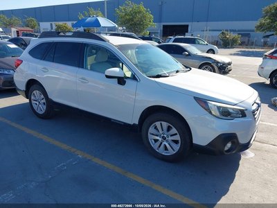 4S4BSACC3J3****** 2018 Subaru Outback