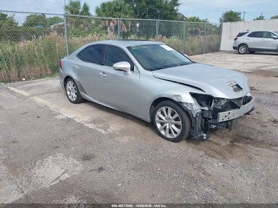 JTHBA1D28G5****** 2016 Lexus IS 200t