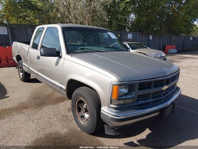 1GCEC19WXWE****** 1998 Chevrolet C/K