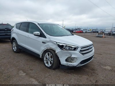 1FMCU0GD3HU****** 2017 Ford Escape