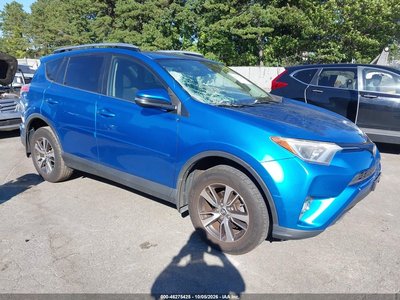 JTMRFREV8HJ****** 2017 Toyota RAV4