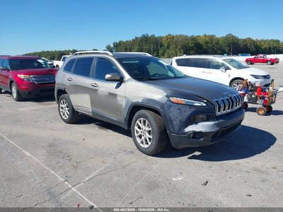1C4PJMCB0GW****** 2016 Jeep Cherokee
