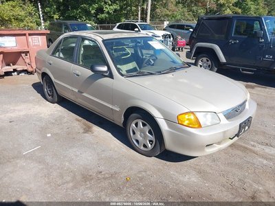 JM1BJ2248Y0****** 2000 Mazda Protege