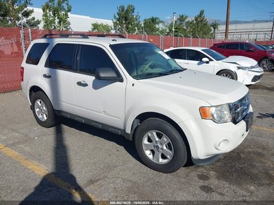 1FMCU9D73BK****** 2011 Ford Escape
