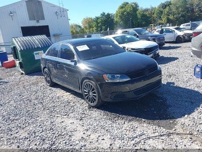 3VWDP7AJ3CM****** 2012 Volkswagen Jetta