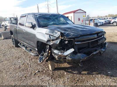3GCUKSEJ7JG****** 2018 Chevrolet Silverado 1500