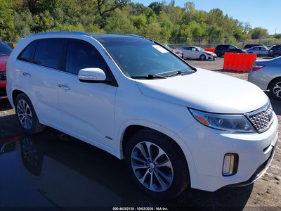 5XYKWDA74EG****** 2014 Kia Sorento