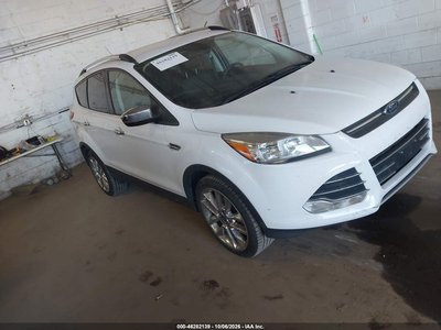 1FMCU9GXXGU****** 2016 Ford Escape