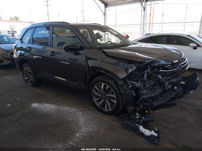 JF2SLDTC5SH****** 2025 Subaru Forester