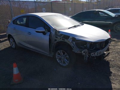 3G1BE6SM8KS****** 2019 Chevrolet Cruze