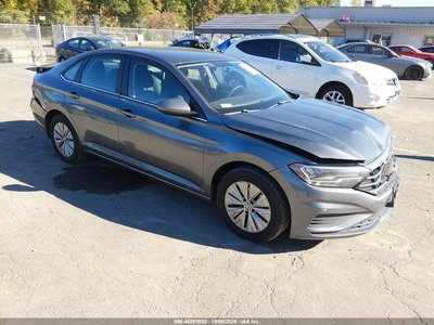 3VWCB7BU5KM****** 2019 Volkswagen Jetta