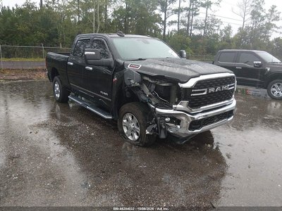 3C6UR5DJ8RG****** 2024 RAM 2500